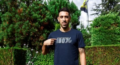 Fenerbahçeli futbolcu İrfan Can Kahveci: Süper Lig'de tek hedefimiz şampiyonluk