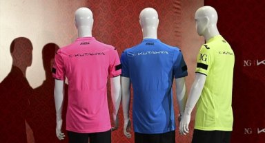 Futbol hakemlerinin forma sponsoru NG Kütahya Seramik oldu