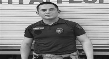 GÜNCELLEME 3 - Ankara'da 7 katlı binada çıkan yangında dumandan etkilenen 4 itfaiye erinden biri şehit oldu