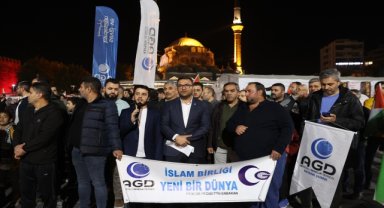 İsrail'in Gazze'ye saldırıları protesto edildi