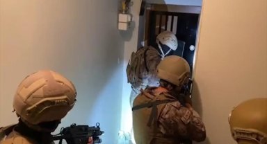 İstanbul'da uyuşturucu satıcılarına yönelik operasyonda 104 şüpheli gözaltına alındı