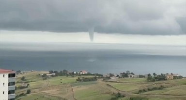 Karadeniz'de hortum oluştu