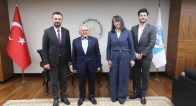 Kayseri Devlet Tiyatrosu, kendi kadro ve sahnesiyle seyirci karşısında