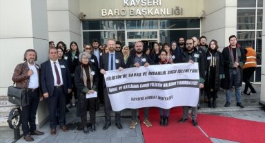 Kayseri'de avukatlar İsrail saldırılarını kınadı