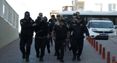 Kayseri'de uyuşturucu operasyonunda firari 3 hükümlü ile 4 zanlı yakalandı