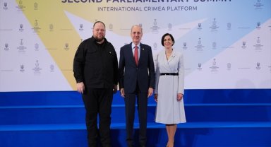 Kırım Platformu 2'nci Parlamenter Zirvesi Prag'da başladı