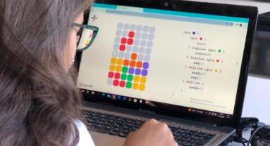 Kod Haftası’nda ortaokul öğrencileri yazılımla tanışıyor