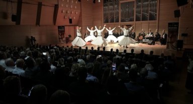 Konya Büyükşehir Belediyesi "Mevlana Yılı" etkinlikleri kapsamında Zagreb'de Sema gösterisi yaptı