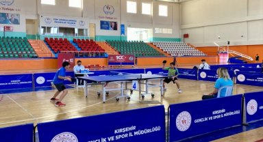 Masa Tenisi Yıldızlar Grup Takım ve Ferdi Yarışları Kırşehir'de tamamlandı