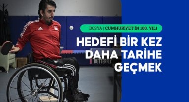 Masa tenisinin pes etmeyen şampiyonu Abdullah Öztürk