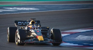 Max Verstappen, üst üste 3. kez Formula 1 dünya şampiyonu oldu