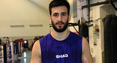 Milli boksör Emir, 22 Yaş Altı Avrupa Şampiyonası'nda altın madalyayı hedefliyor
