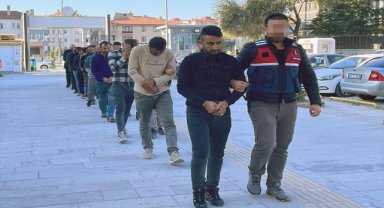 Niğde'de uyuşturucu operasyonunda 21 zanlı yakalandı