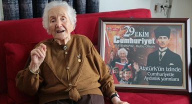 Nimet nine Atatürk'ü gördüğü günü dün gibi hatırlıyor