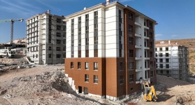 Nizip'teki deprem konutlarında örnek daire tamamlandı