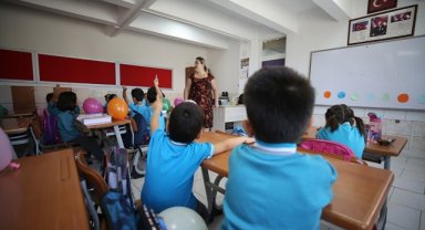 Okullar 30 Ekim Pazartesi günü tatil edildi