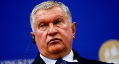 Rosneft Başkanı Seçin: Bu yıl Çin'e 75 milyon tondan fazla Rus petrolü sevk edildi