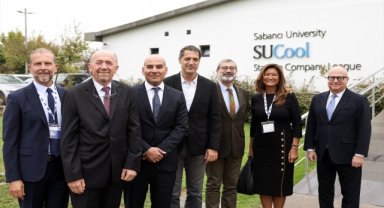 Sabancı Üniversitesi SUCool Kuluçka Merkezi açıldı