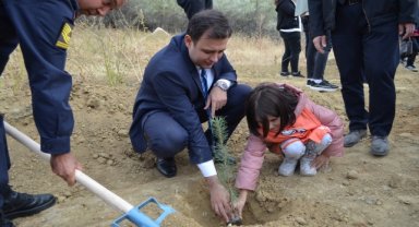 Şabanözü'nde Cumhuriyet'in 100. yılı dolayısıyla 100 fidan dikildi