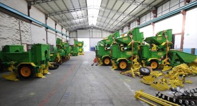 Tamirciyken kurduğu işletme sayesinde 16 ülkeye tarım aleti ve makineleri ihraç ediyor