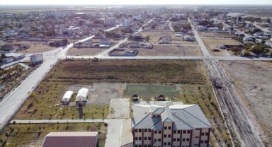 Tarım bölümü öğrencileri yetiştirdikleri ayçiçeğiyle ihtiyaç sahibi arkadaşlarına destek oldu 