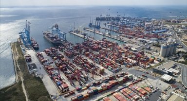 Ticaret Bakanı Bolat: Cumhuriyet tarihimizin en yüksek eylül ihracatına ulaştık