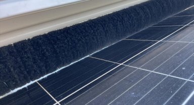 Trakya Üniversitesinde güneş panelleri için temizlik cihazı üretildi