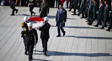 Türkiye Barolar Birliği Cumhuriyetin 100. yılı programı kapsamında Anıtkabir'i ziyaret etti