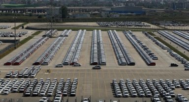 Türkiye'nin ihraç ettiği araçların yarısı Kocaeli'de üretim bandından indi