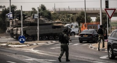 UEFA, İsrail'deki maçları güvenlik gerekçesiyle ileri bir tarihe erteledi