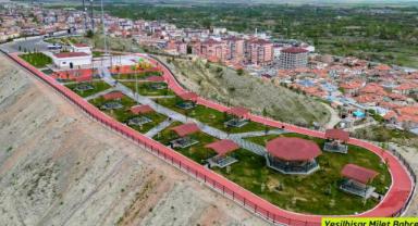 Yeşilhisar’da mesire alanı ve park yapım çalışmaları devam ediyor 