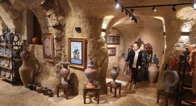 750 yıllık çanak atölyesinde dede mesleğini sürdürüyor