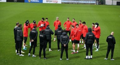 A Milli Futbol Takımı, Almanya ve Galler maçı hazırlıklarına başladı
