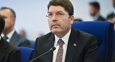 Adalet Bakanı Tunç: Kadına yönelik şiddete karşı topyekun mücadelemiz kesintisiz devam edecektir