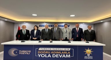 AK Parti Tepebaşı İlçe Başkanı Aydın, aday adaylarıyla bir araya geldi