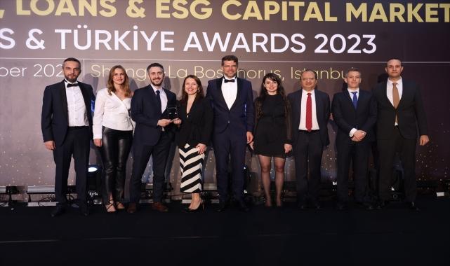 Ak Yatırım "Yılın Tahvil İşlemi" ödülünü aldı