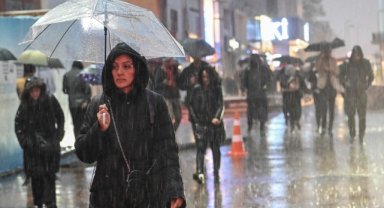 AKOM'dan İstanbul için aşırı yağış uyarısı