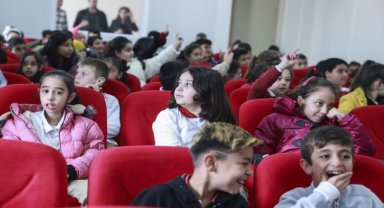 Ankara'da çocuklara doğru diş fırçalama tekniği gösterildi 