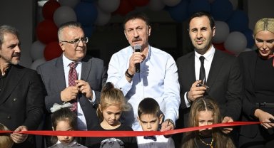Bahçelievler'de Fahrettin Kerim Akyazıcı Anaokulu, Kadın Gelişim ve Gençlik Merkezi açıldı
