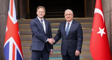 Bakan Güler, İngiltere Savunma Bakanı Shapps ile görüştü