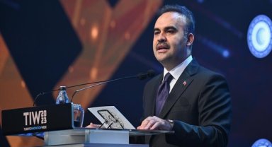 Bakan Kacır: Teknoparklarımızdaki yurt içi satışlar 318 milyar liraya, ihracat ise 10 milyar dolara ulaştı