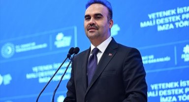 Bakan Kacır, Yatırım Taahhütlü Avans Kredisi Programı'nı değerlendirdi