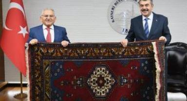 Bakan Tekin’den Kayseri paylaşımı