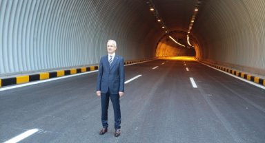 Bakan Uraloğlu, yenilenen Bolu Dağı Tüneli'nde inceleme yaptı
