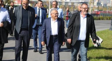 Başkan Büyükkılıç, Usta Gazetecileri Recep Tayyip Erdoğan Millet Bahçesinde Misafir Etti