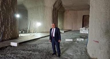 Başkan Büyükkılıç yapımı devam eden kayadan oyma müzeyi inceledi