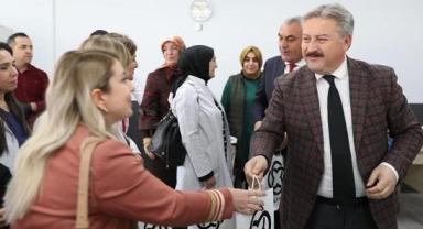 Başkan Palancıoğlu Öğretmenlerle bir araya gelerek günlerini kutladı