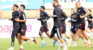 Beşiktaş yarın Bitexen Antalyaspor'a konuk olacak
