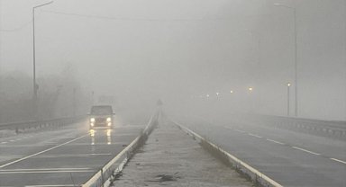 Bolu Dağı'nda sağanak ve sis etkili oldu