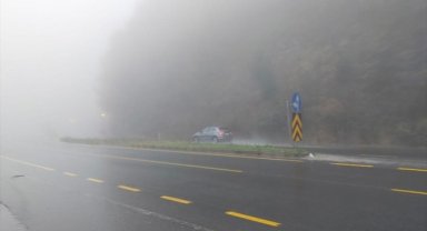 Bolu Dağı'nda sağanak ve sis etkili oluyor